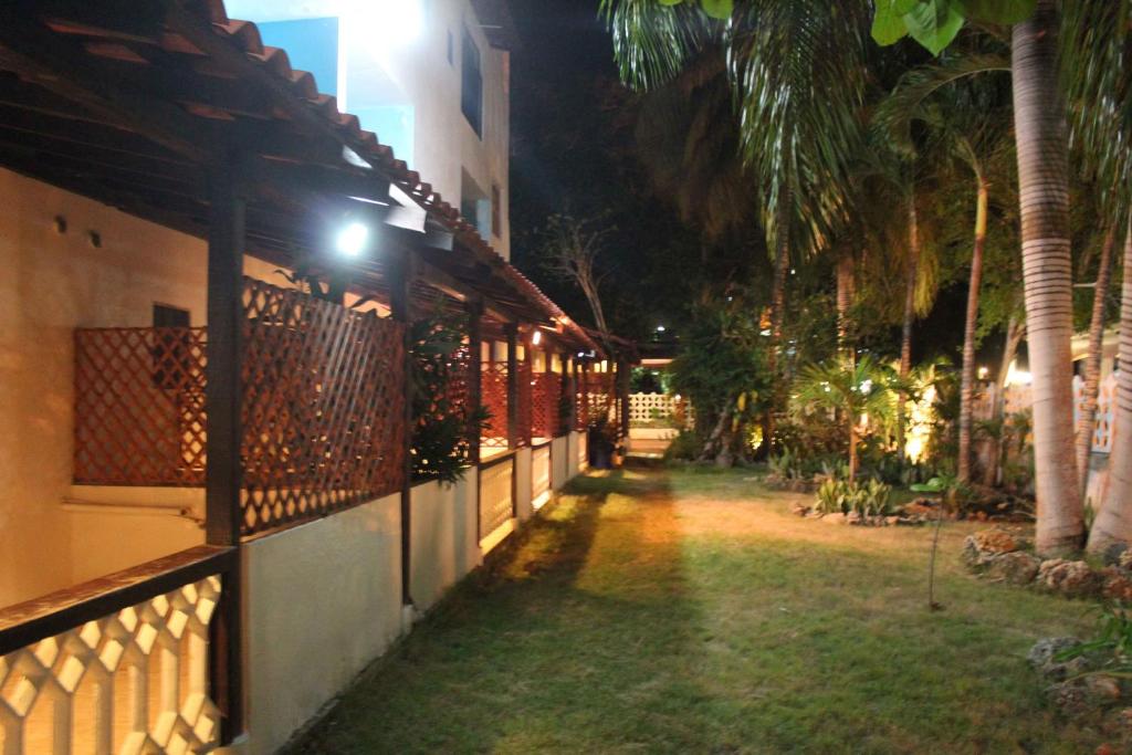 Zahrada ubytování Aparta Hotel Azzurra