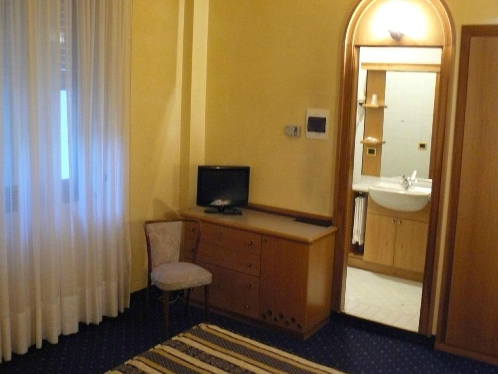 Albergo Milano - Habitación Individual Clásica