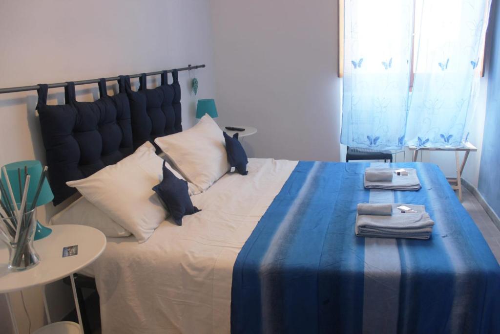 رزرو هتل، B&B ایزولا تیبرینا | 09197245266