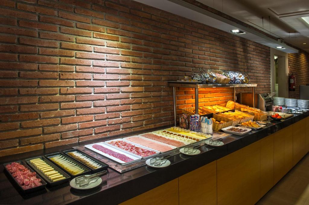 Silken Ramblas - Resim 41