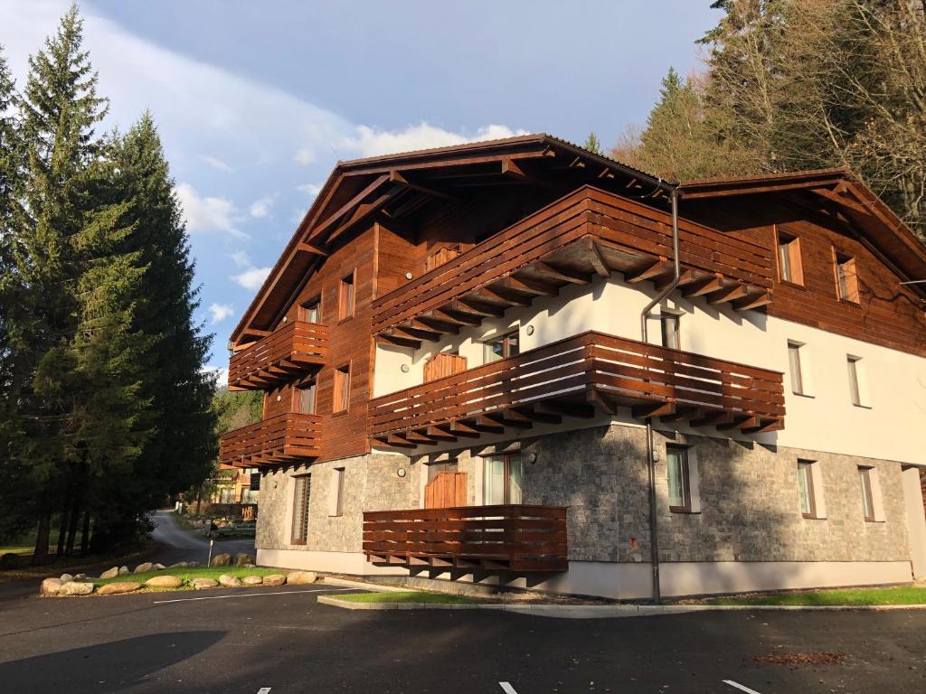 Budova, kde se apartmán nachází