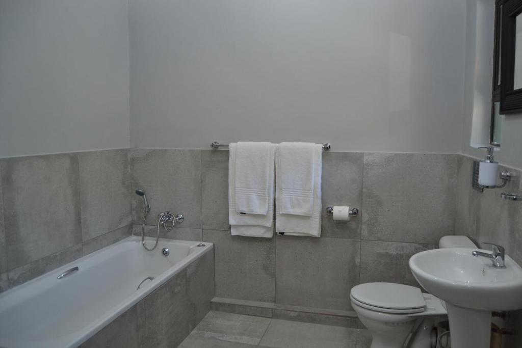 Koupelna v ubytování African Sands Guesthouse LOAD SHEDDING FREE