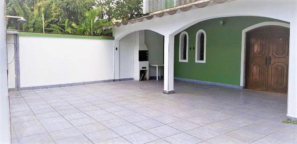  Ubatuba Centro Sobrado