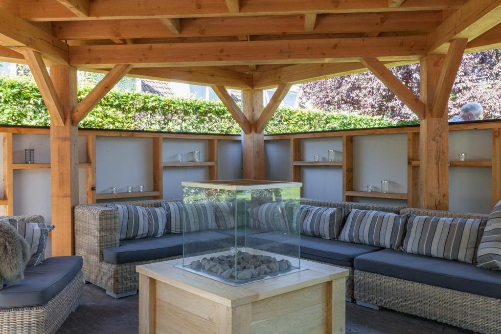 Posezení v ubytování Hotel van der Valk Spier Dwingeloo