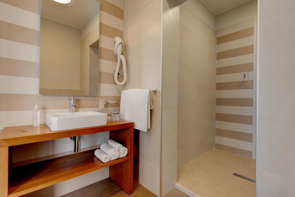 Kúpeľňa v ubytovaní Park Hotel Ermitage Resort & Spa