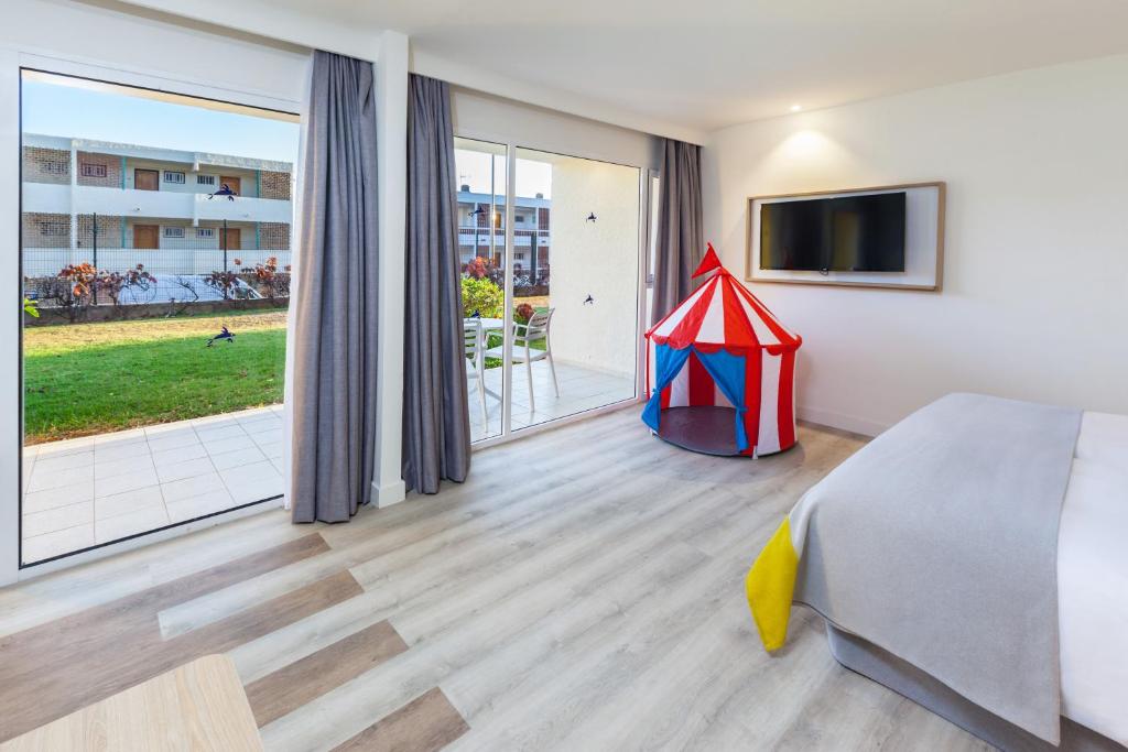 Abora Interclub Atlantic by Lopesan Hotels - Habitación Familiar
