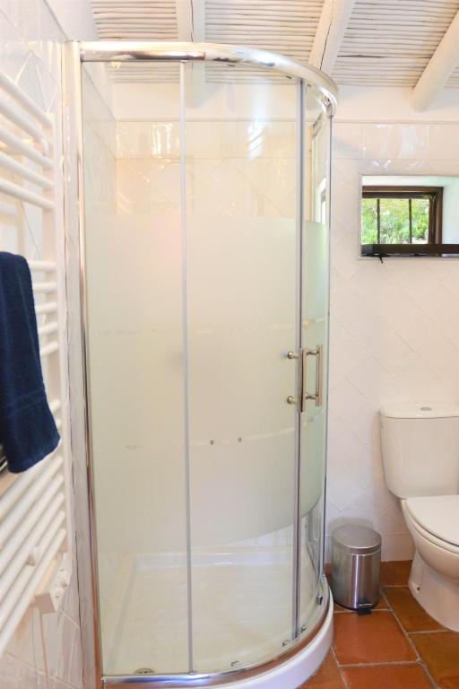 Koupelna v ubytování Finca Las Olivas - Unique country house with heated pool