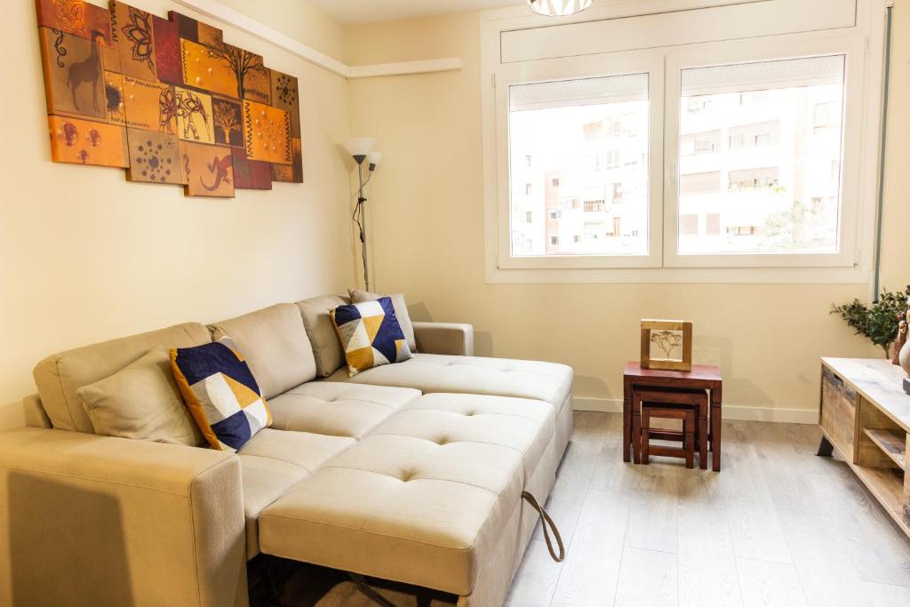 A seating area at Tarrapolita_Rambla