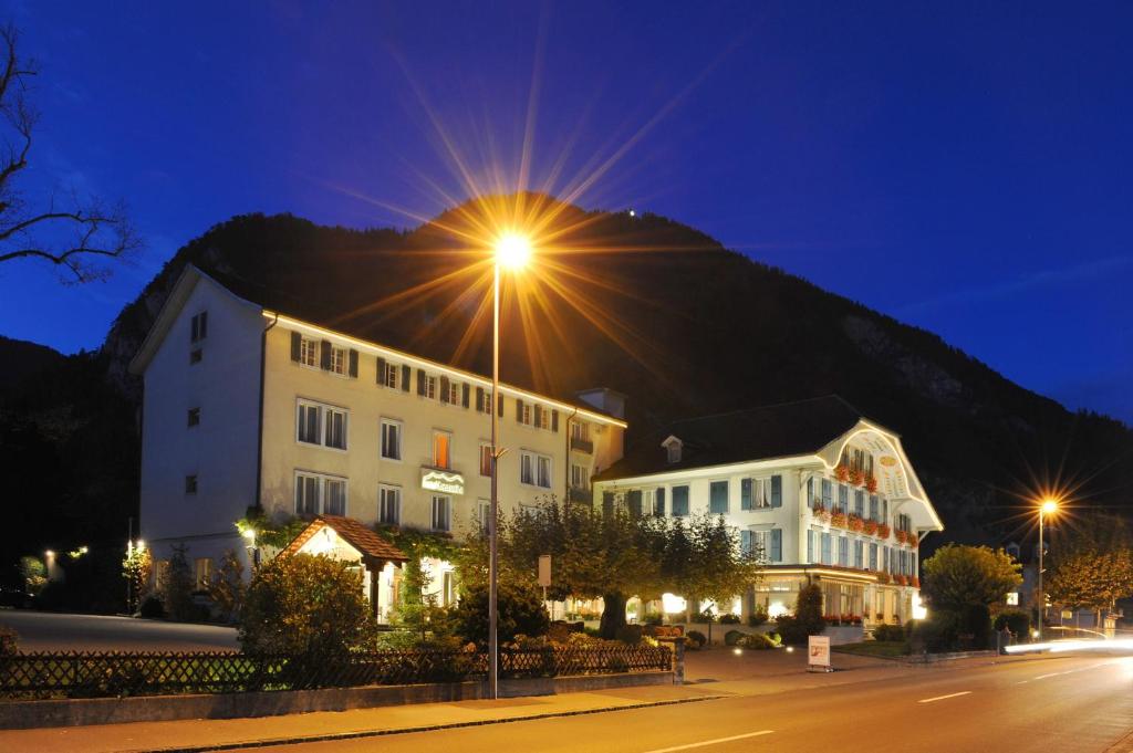 Nespecifikovaný výhled na hory nebo výhled na hory při pohledu z hotelu