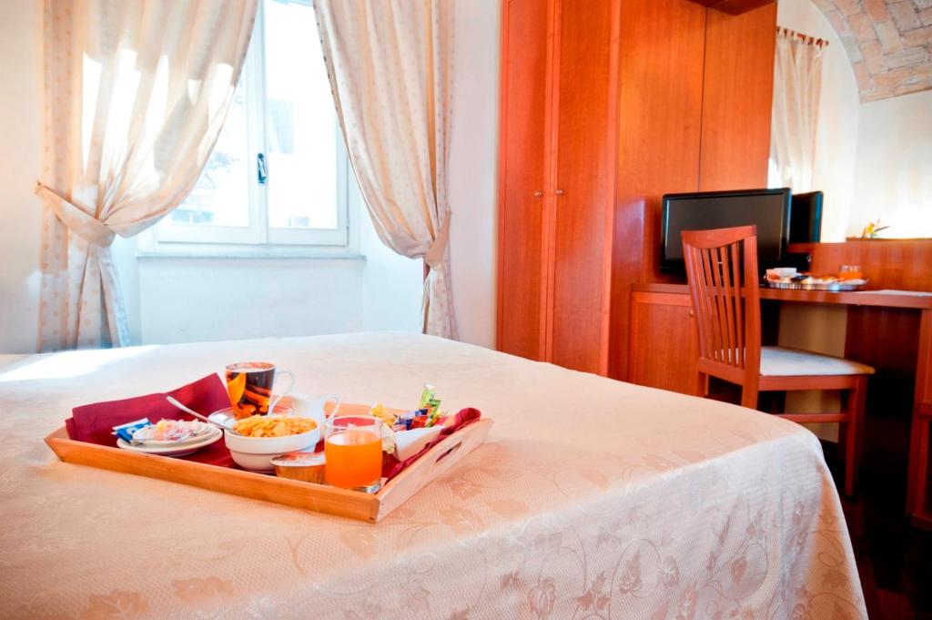 Jídlo v hotelu nebo okolí