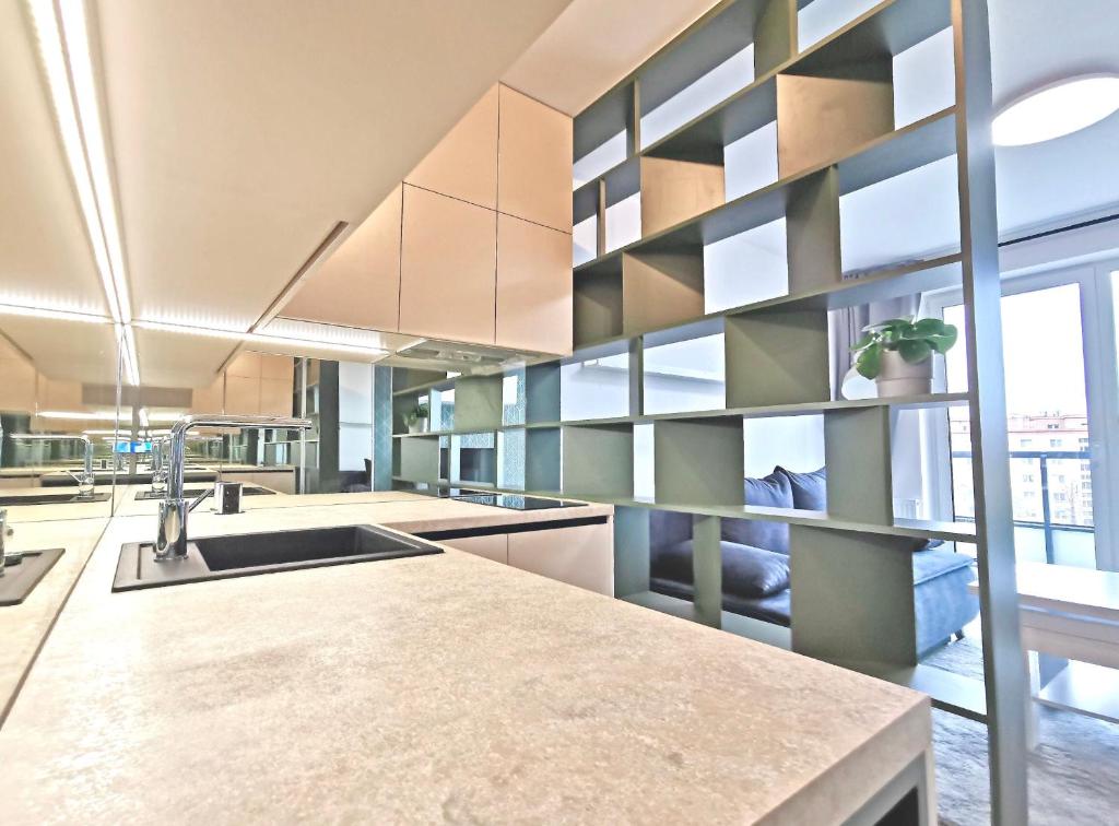 Fotografia z galérie ubytovania Luxury, bright Studio with parking and balcony in Bratislava center v Bratislave