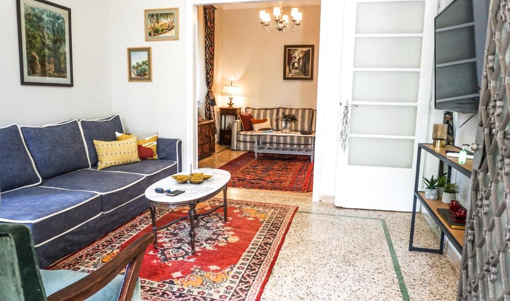 Posedenie v ubytovaní A Happy Stay at Edem Beach by Athenian Homes