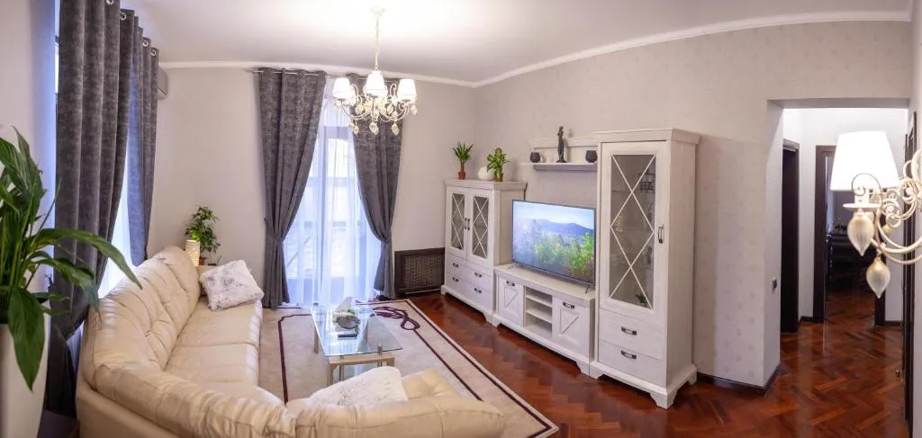 Просторная квартира на Крещатике с террасой и джакузи, Kiev, Ucraina