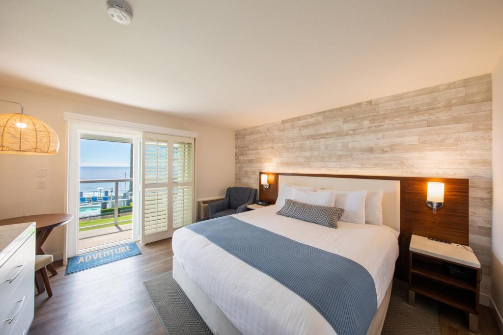 SeaCrest Oceanfront Hotel photo