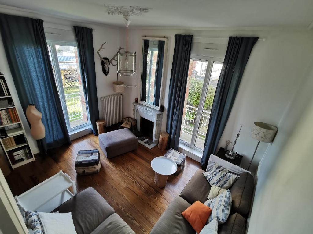 Afbeelding uit fotogalerij van Villa Jeanne Marie in Saint-Pair-sur-Mer