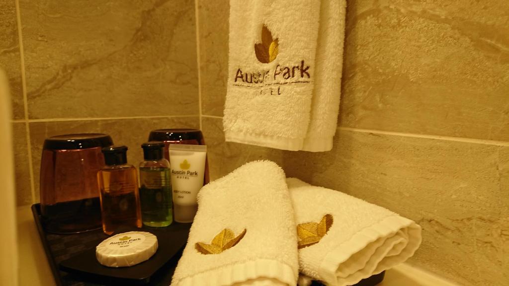 Koupelna v ubytování Austin Park Hotel