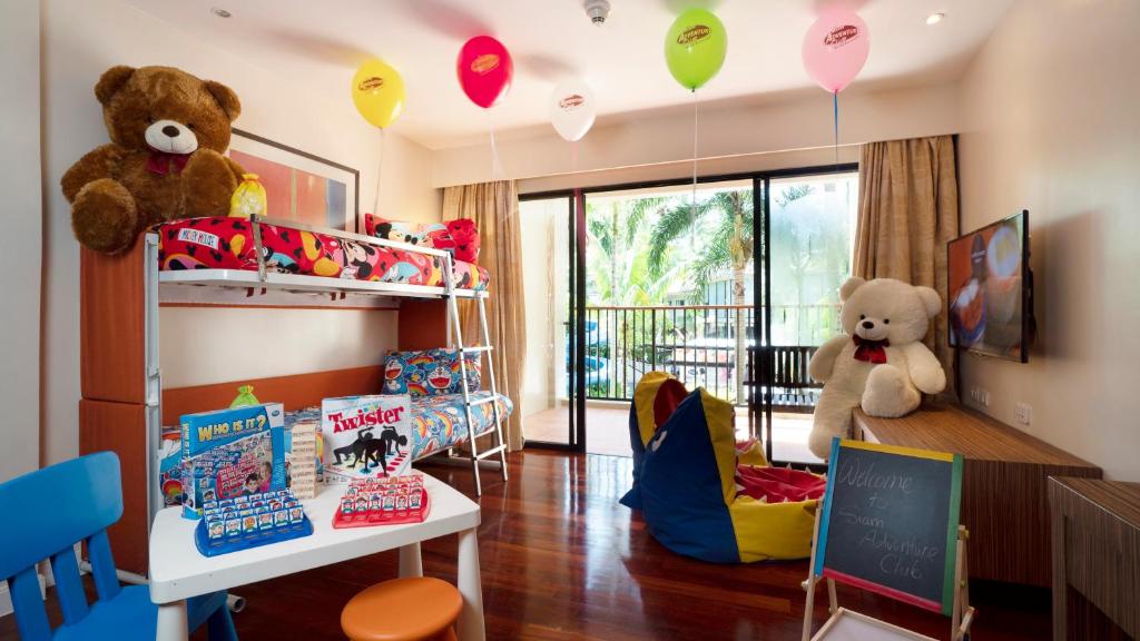 Holiday Inn Resort Phuket Surin Beach by IHG - Suite Familiare