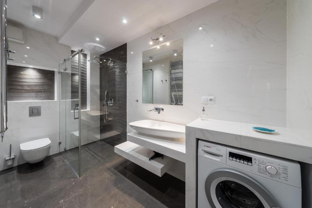 Kúpeľňa v ubytovaní Apartament Rakowicka 14 Deluxe Old Town WAWELOFTS