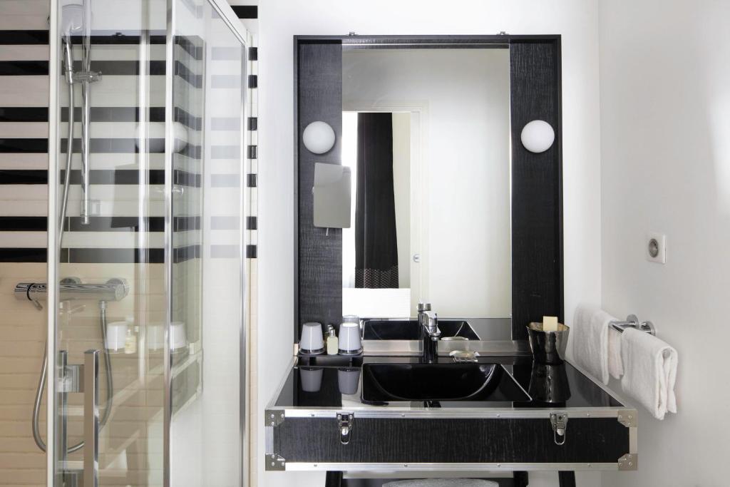 Le 123 Sébastopol - Astotel - Resim 23