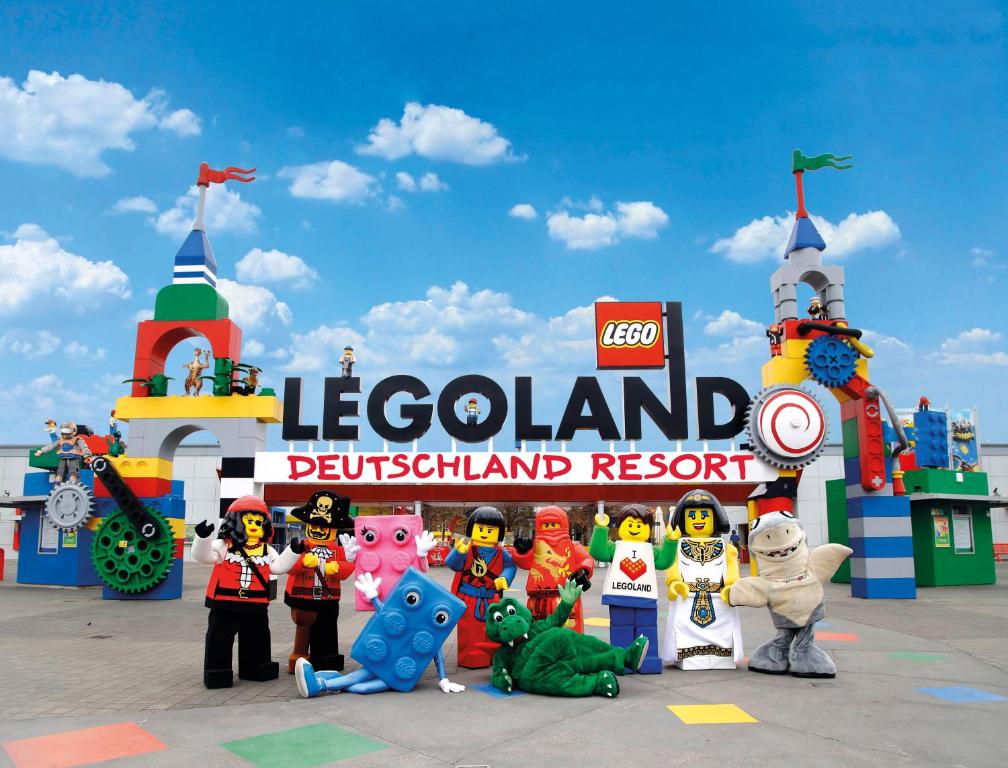 Camping resort LEGOLAND Feriendorf (Alemania Günzburg) - Booking.com