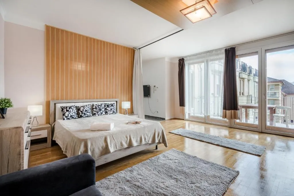 BpR Timber LOFT Home with A/C & balcony, Budapest, Hungary