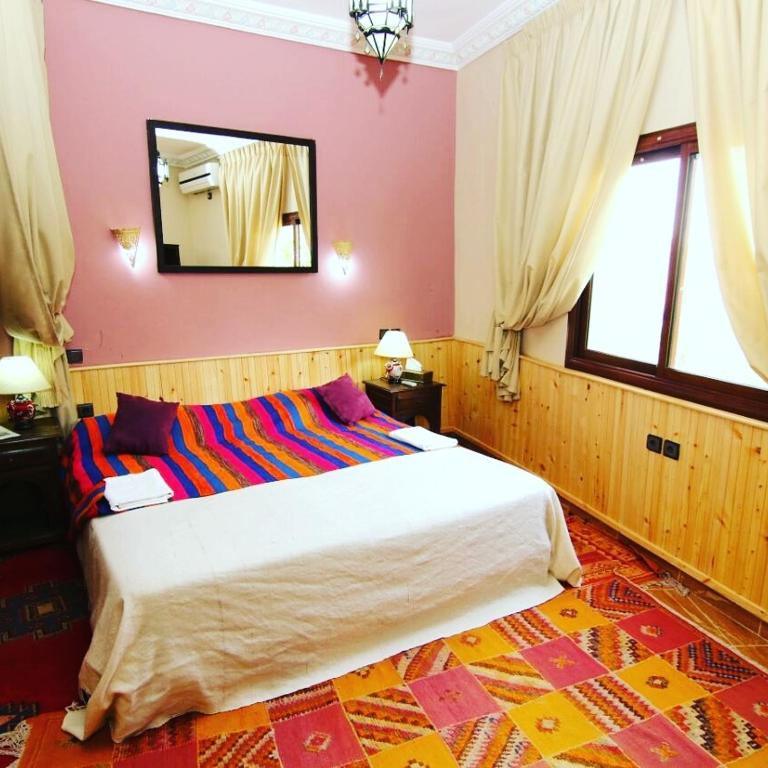 Postel nebo postele na pokoji v ubytování Riad Atlas Toubkal