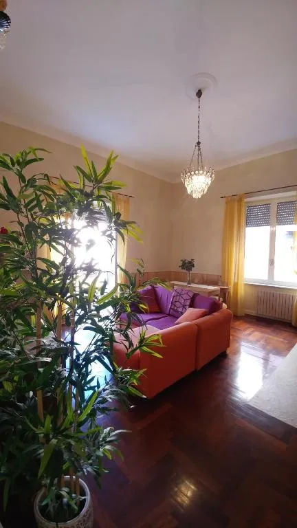 Luisella, Napoli, Italia