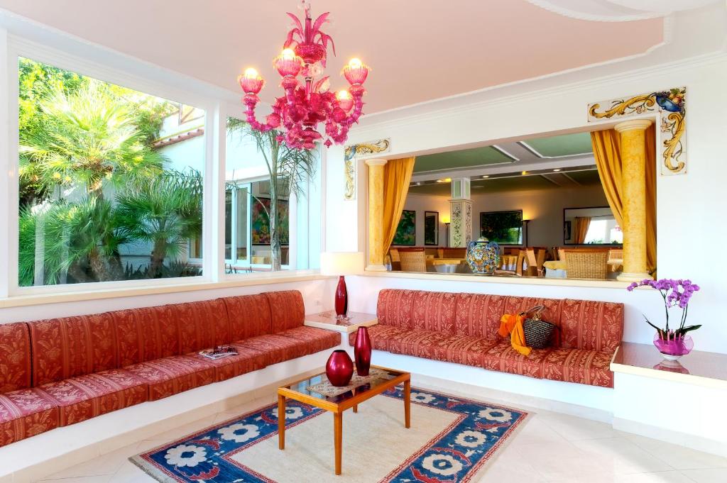 Hotel Villa Biancaにあるシーティングエリア