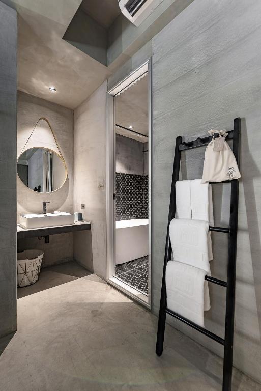 Koupelna v ubytování Loft Inn