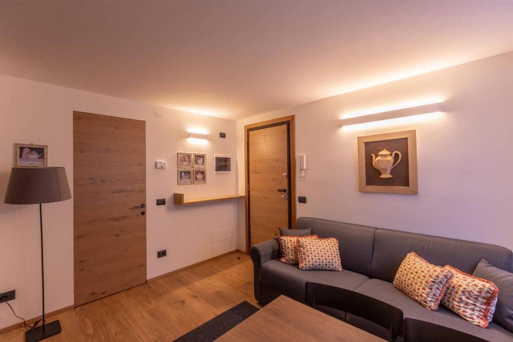 Posedenie v ubytovaní JOIVY Warm Flat for 4, with Parking in Courmayeur