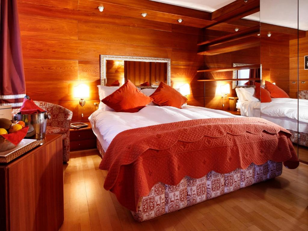 Кровать или кровати в номере Hotel Mirage