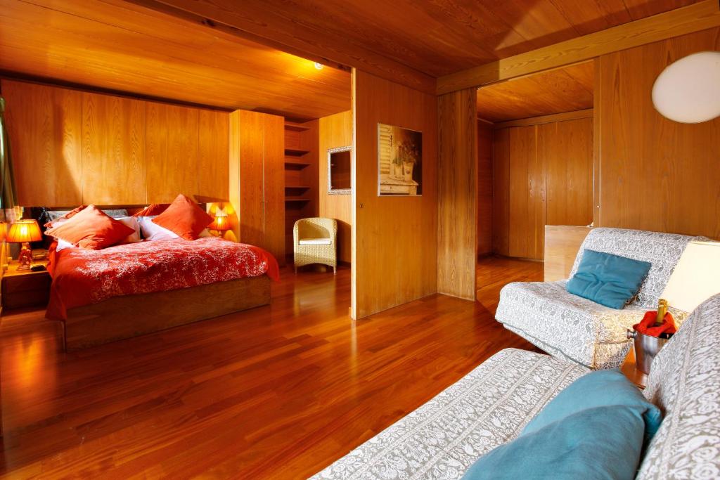 Кровать или кровати в номере Hotel Mirage