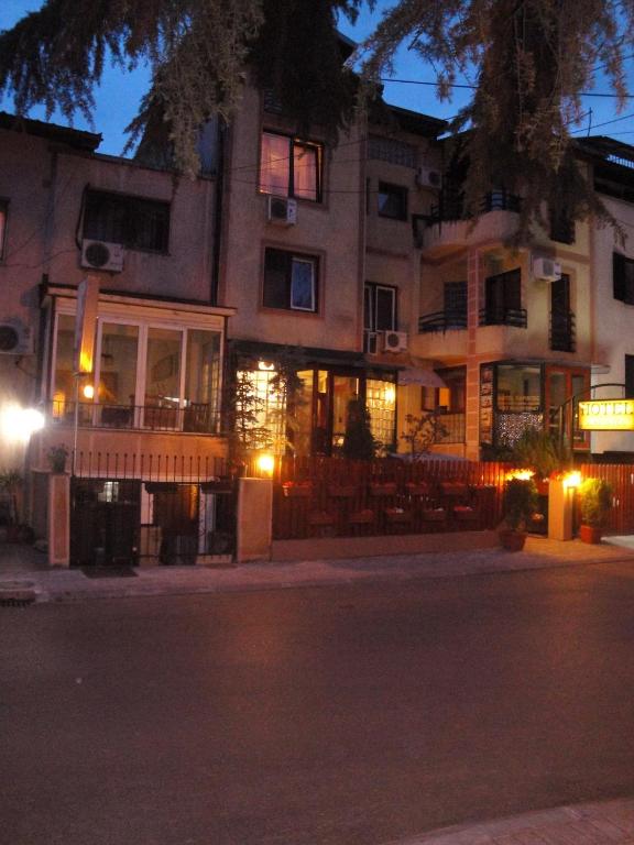 Budova, kde se hotel nachází