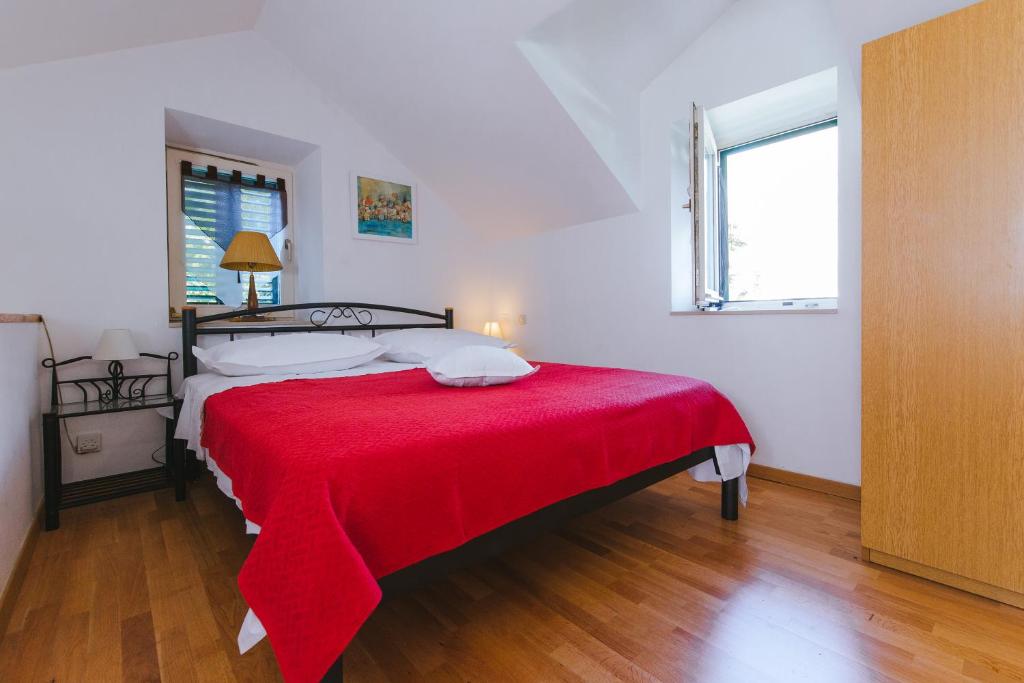 Postel nebo postele na pokoji v ubytování Holiday home Katarina Omiš