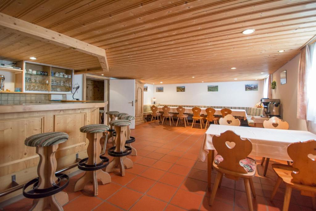 Restaurace v ubytování Hotel Cuntera
