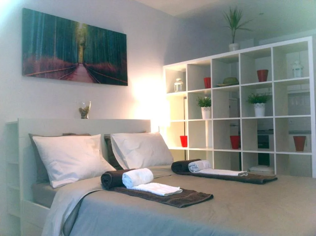 Studio in Porto with WiFi, Porto, Portugal