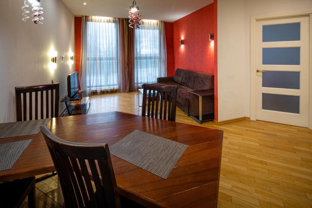 Riga City Center Apartment - Superior Apartment