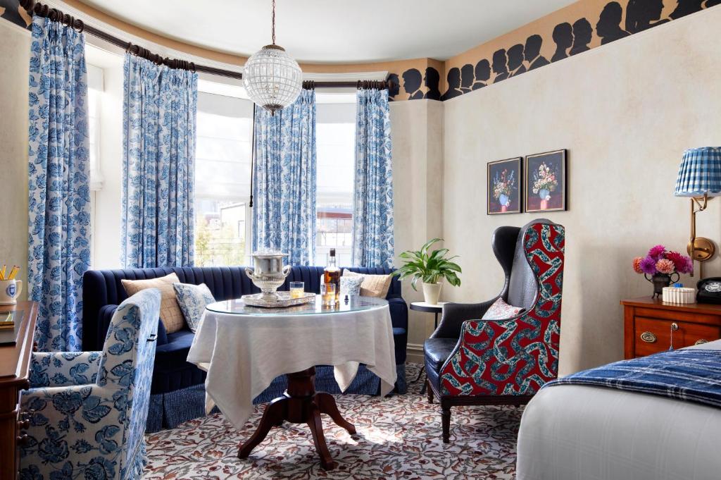 Graduate by Hilton New Haven - Graduado Great King Room