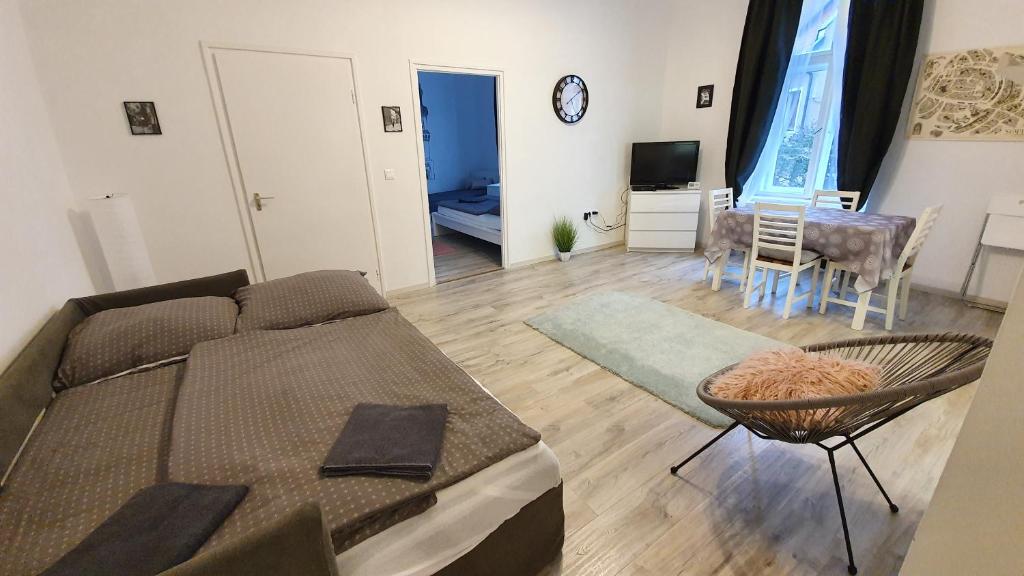Posedenie v ubytovaní Előkapu Apartman
