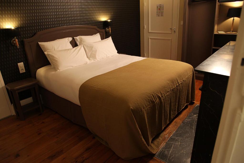 Hôtel Le Gentleman - Deux Chambres Doubles Communicantes