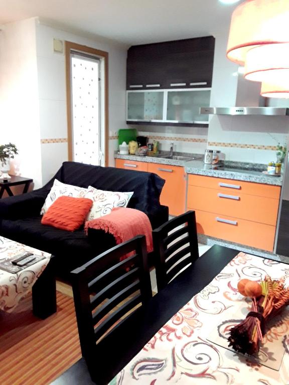 Kuchyň nebo kuchyňský kout v ubytování Cozy apartment in Orense of 45 m² with parking