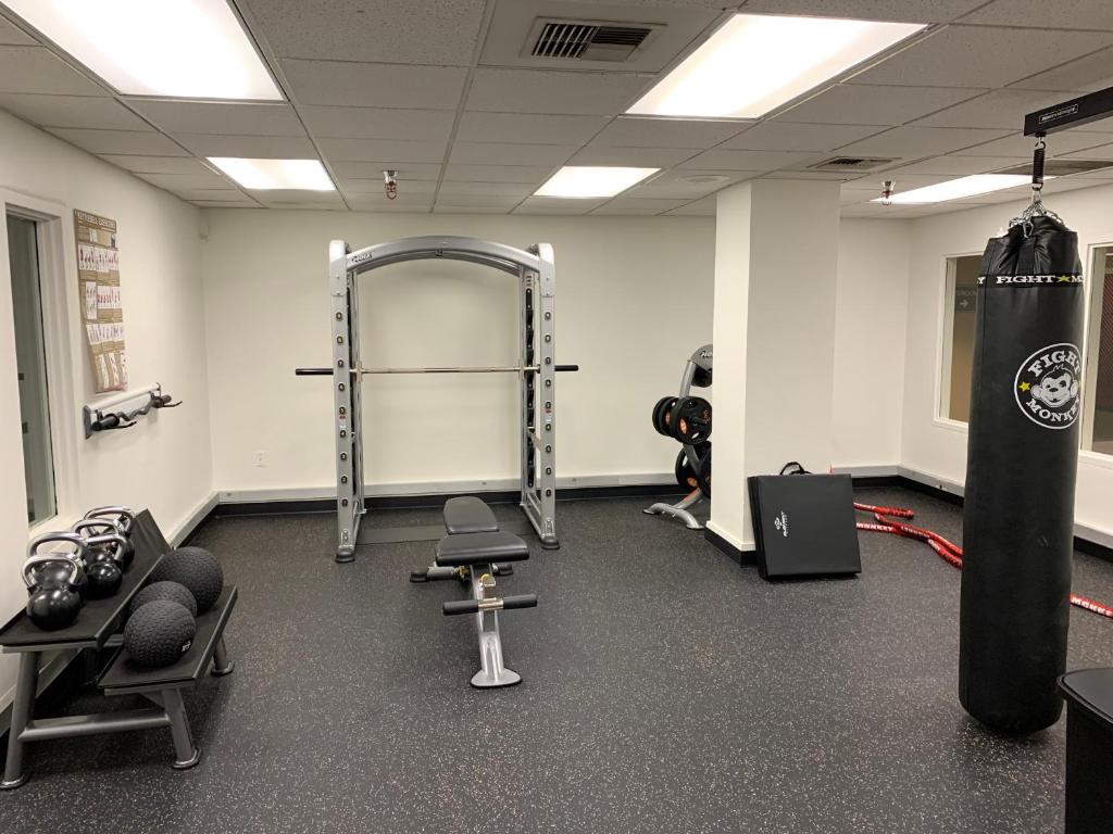 Fitness centrum a/nebo fitness zařízení v ubytování Hotel Leo