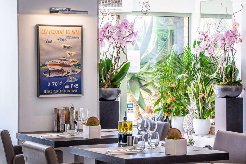 Best Western Premier Hotel Prince de Galles的酒水