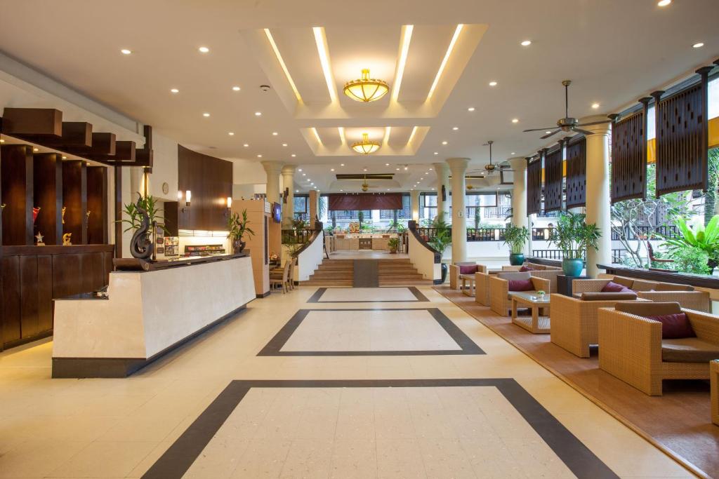 Vstupní hala nebo recepce v ubytování Deevana Patong Resort & Spa