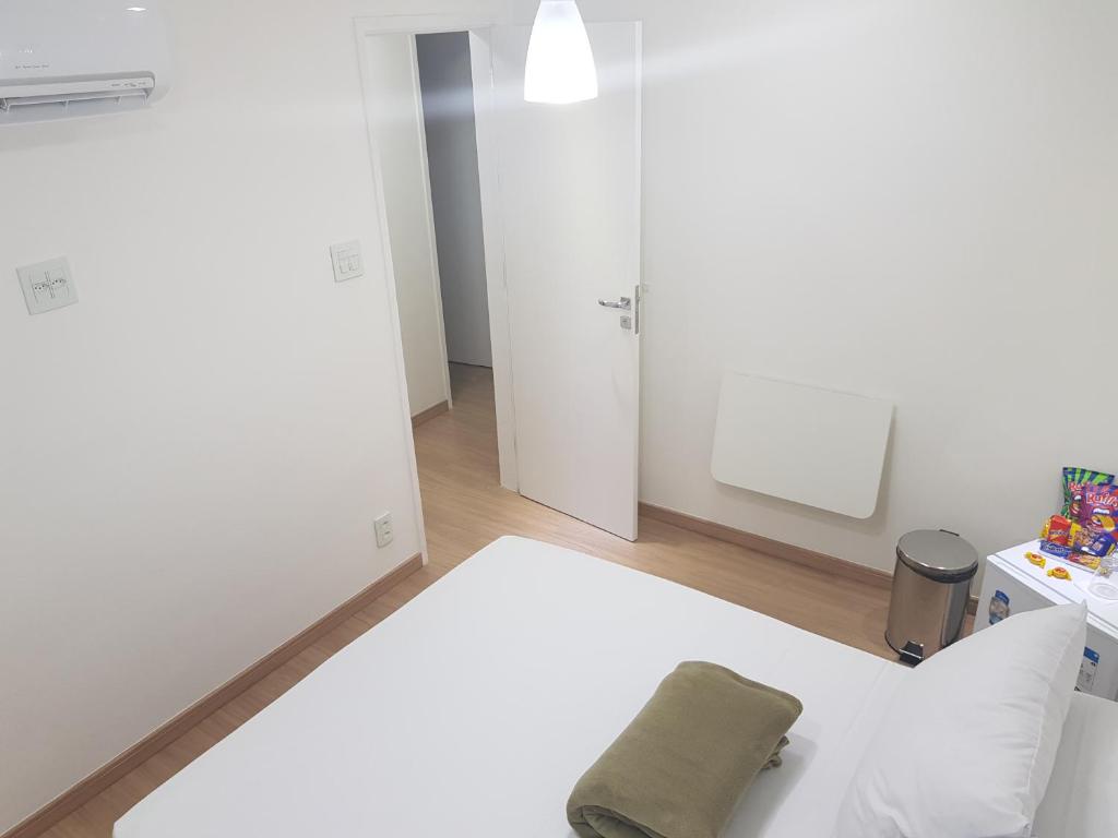  Quarto Privativo em Condominio