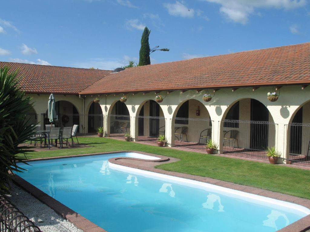 Captains Quarters Motor Inn - Resim 9