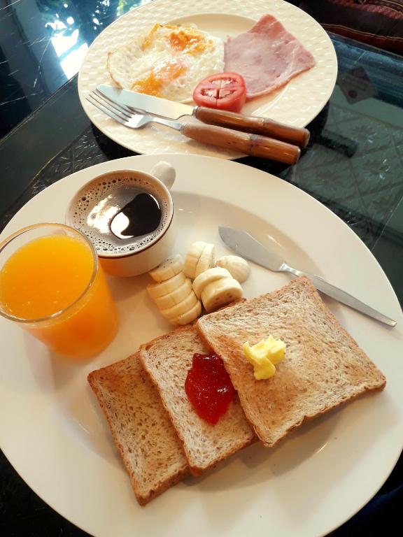 NorthLands House Hotel - Resim 25