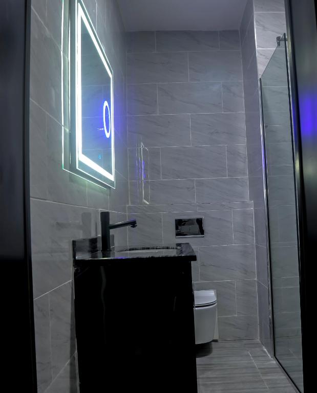 Koupelna v ubytování BON Hotel Ikeja Residence