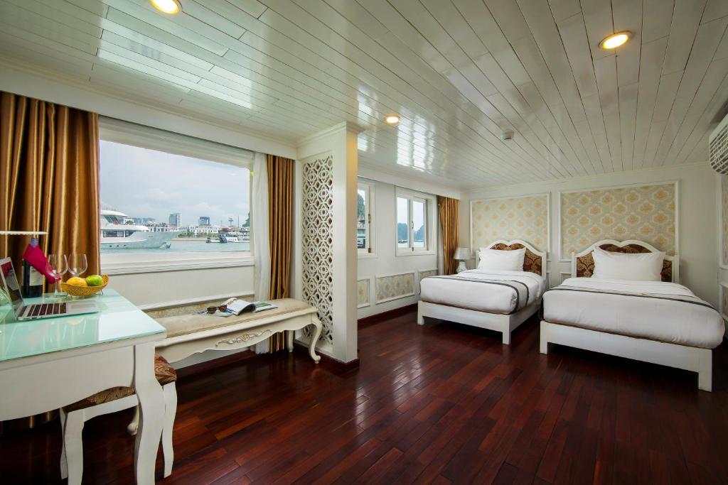 Signature Royal Halong Cruise - 9