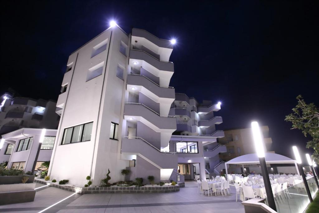 Budova, kde se hotel nachází